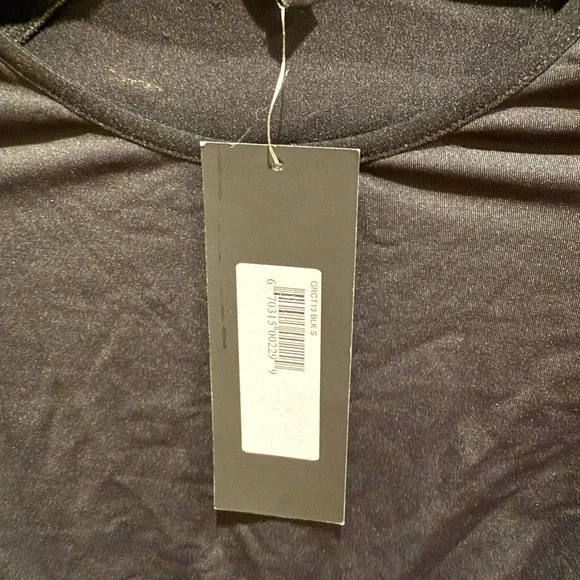 MICHI Black Long Sleeve Crop Top - Picture 2 of 3